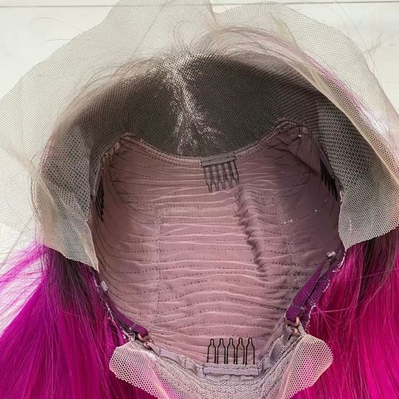 Ombré 13x4 Lace Frontal Remy Human Hair Bob Wig in Pink - Picture 5 of 6